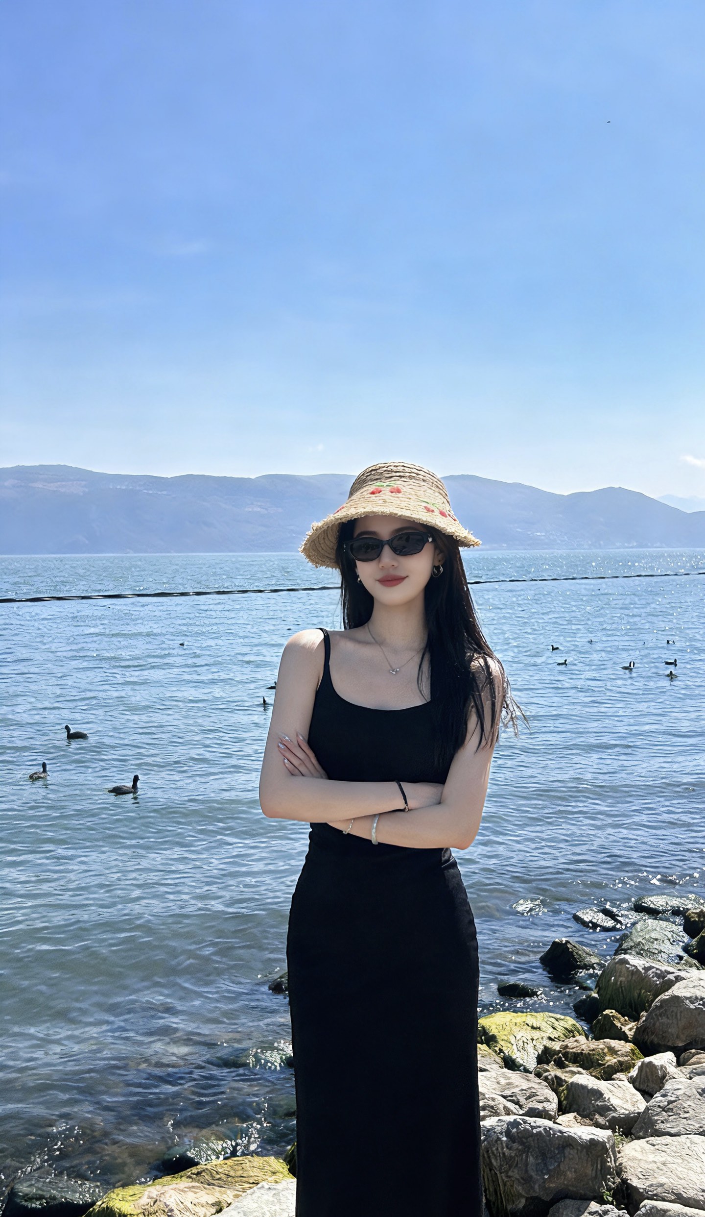 克罗心发箍式空顶草帽女帽子夏季多巴胺韩系防晒帽海边度假防晒遮阳帽子