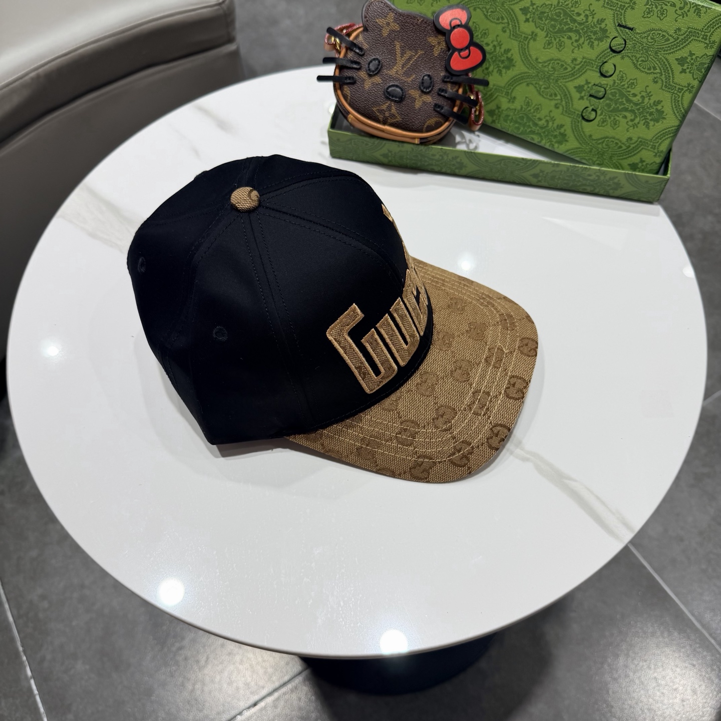 古奇棒球帽♥️GUCCI🧢官网新品，棒球帽，原单品质火爆来袭 。🎩 工艺非常精美 高档大气上档次！低调奢