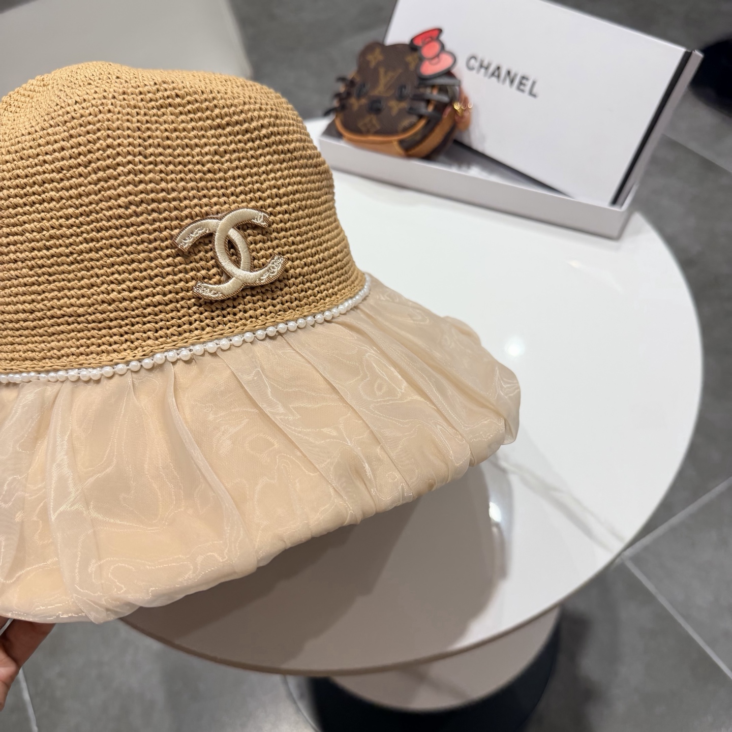 Chanel香奈儿新款蝴蝶结拉菲草帽，旅游必备，头围57cm