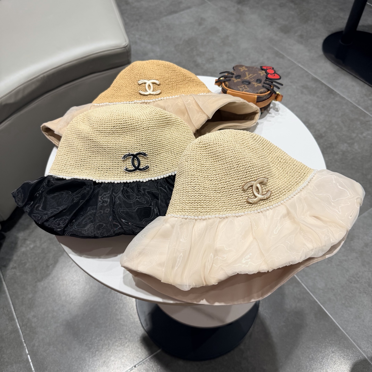 Chanel香奈儿新款蝴蝶结拉菲草帽，旅游必备，头围57cm