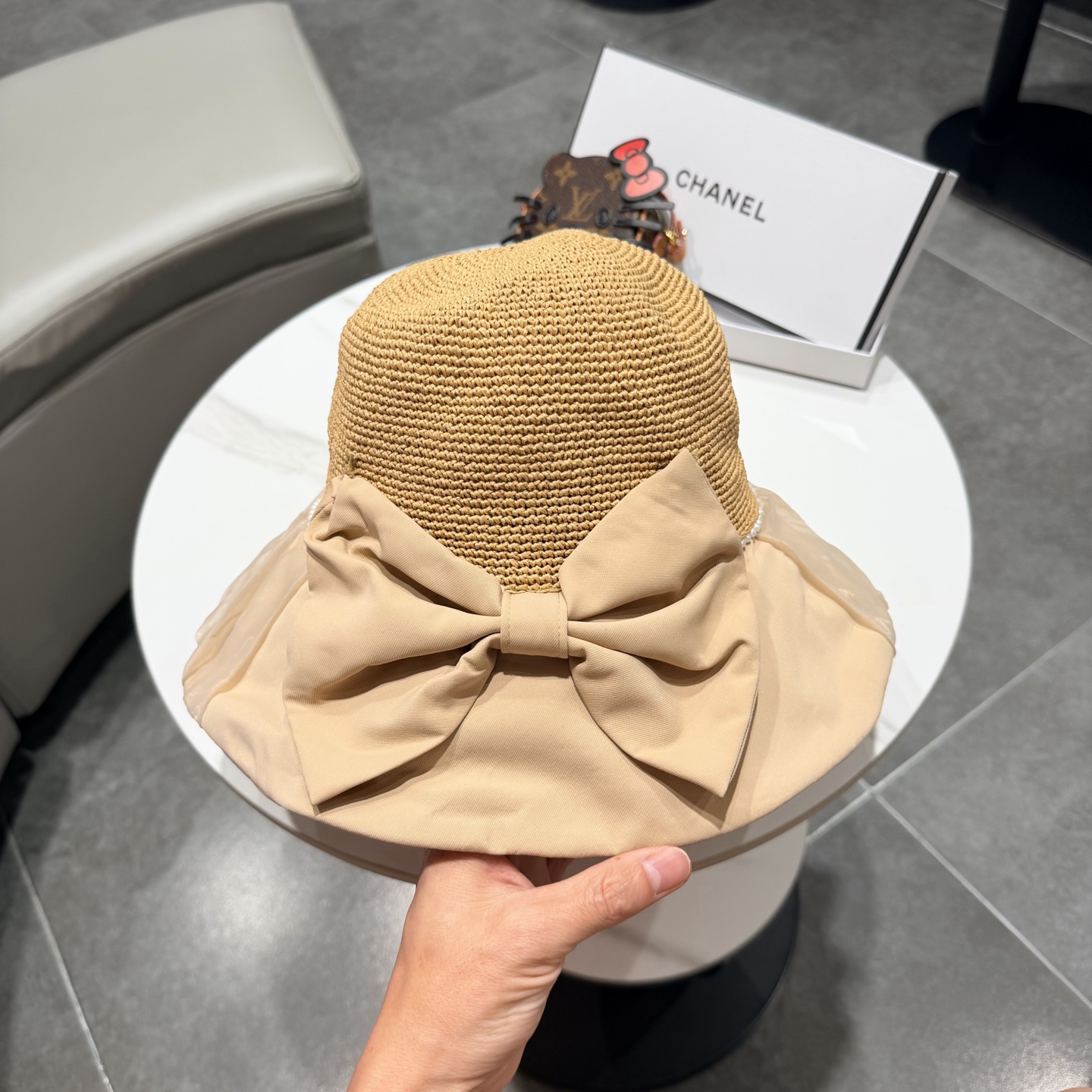 Chanel香奈儿新款蝴蝶结拉菲草帽，旅游必备，头围57cm