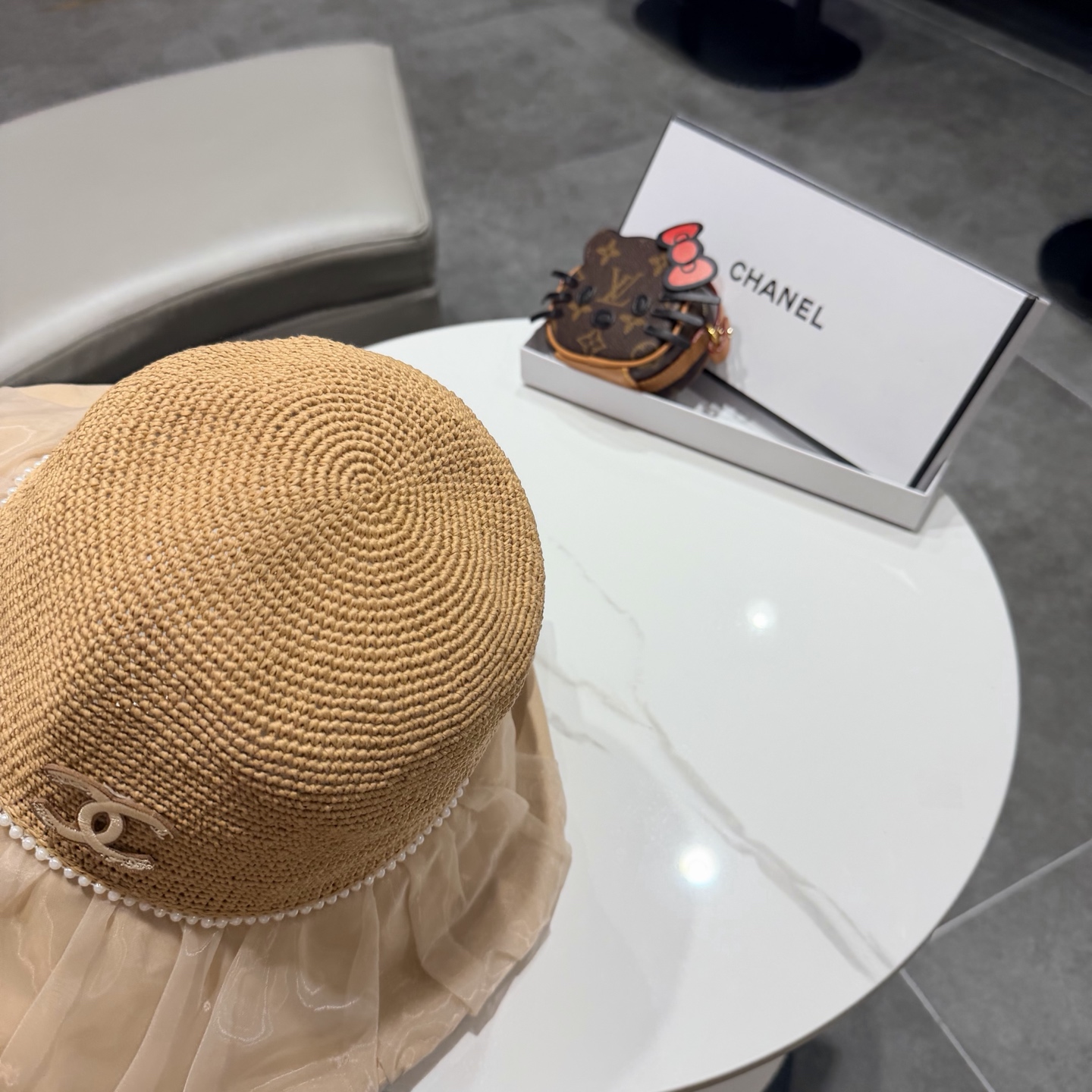 Chanel香奈儿新款蝴蝶结拉菲草帽，旅游必备，头围57cm