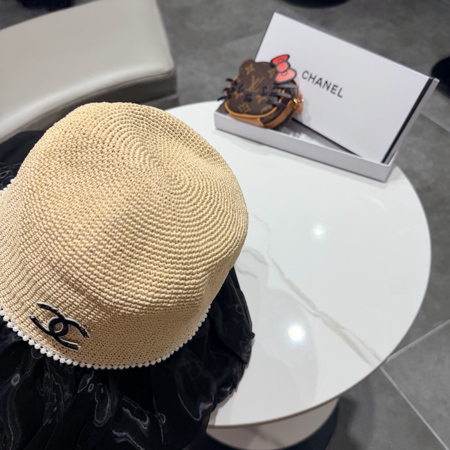 Chanel香奈儿新款蝴蝶结拉菲草帽，旅游必备，头围57cm