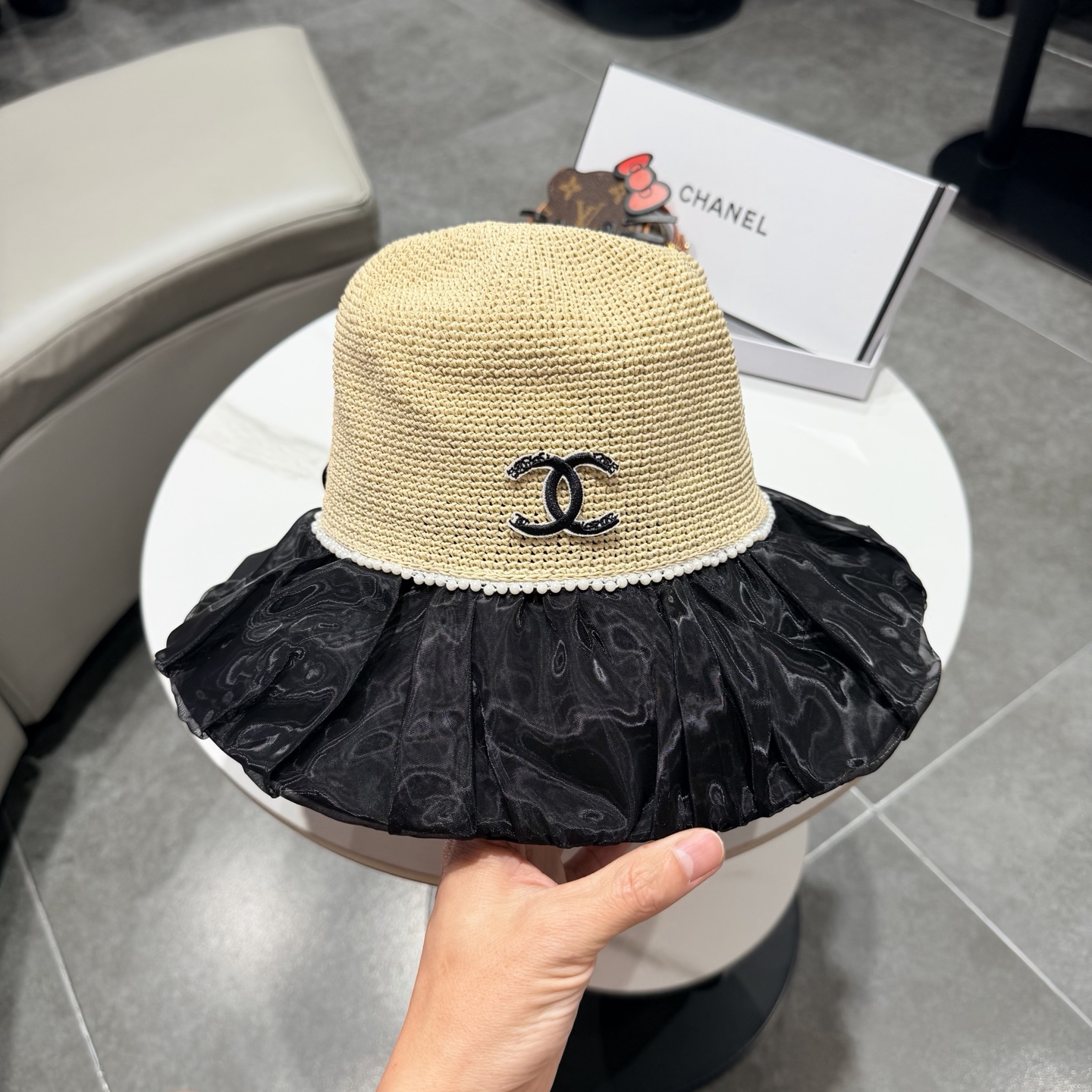 Chanel香奈儿新款蝴蝶结拉菲草帽，旅游必备，头围57cm