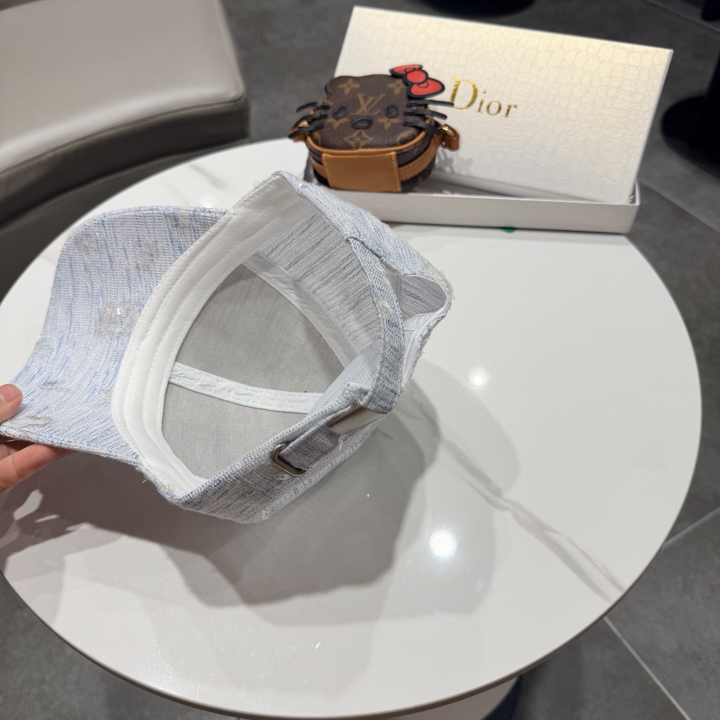 Dior 迪奥 新款原单棒球帽， 精致純也格调很有感觉，很酷很时尚，专柜断货热门，质量超赞