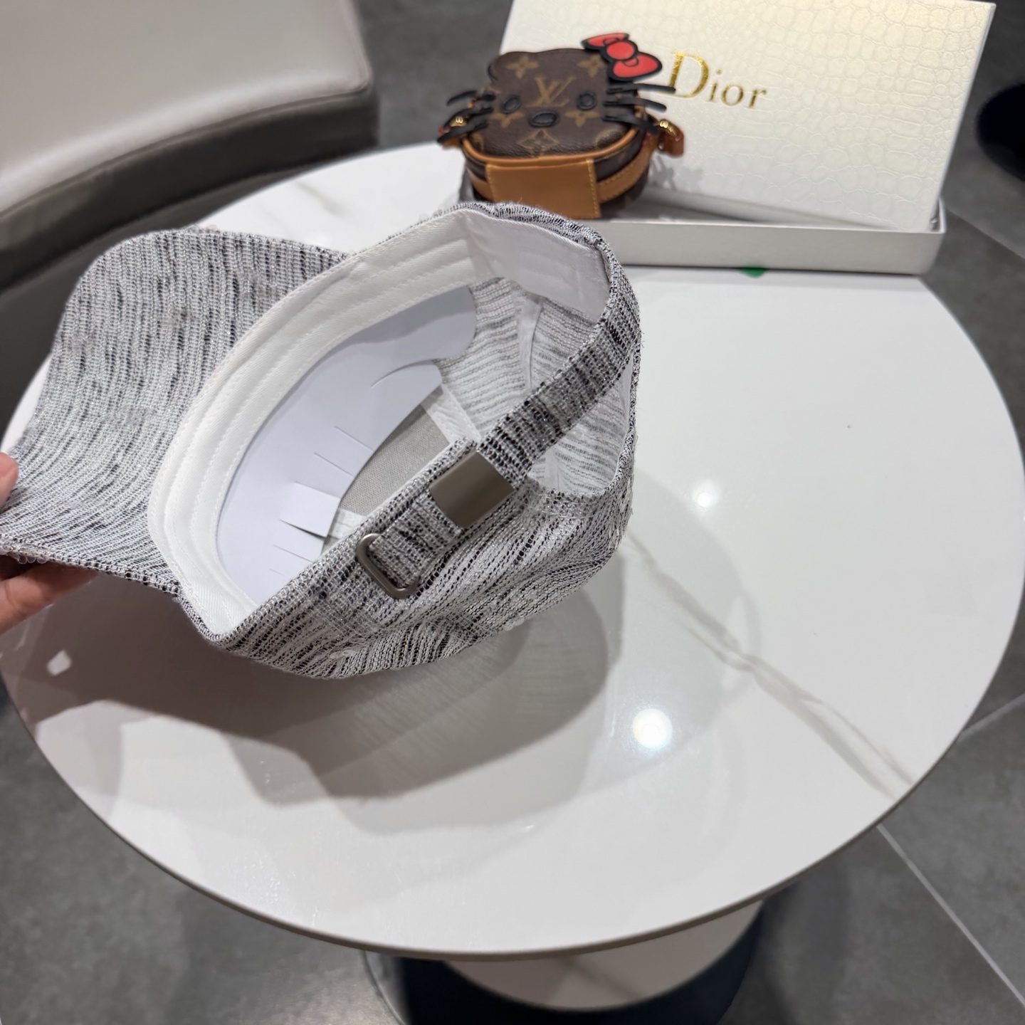 Dior 迪奥 新款原单棒球帽， 精致純也格调很有感觉，很酷很时尚，专柜断货热门，质量超赞