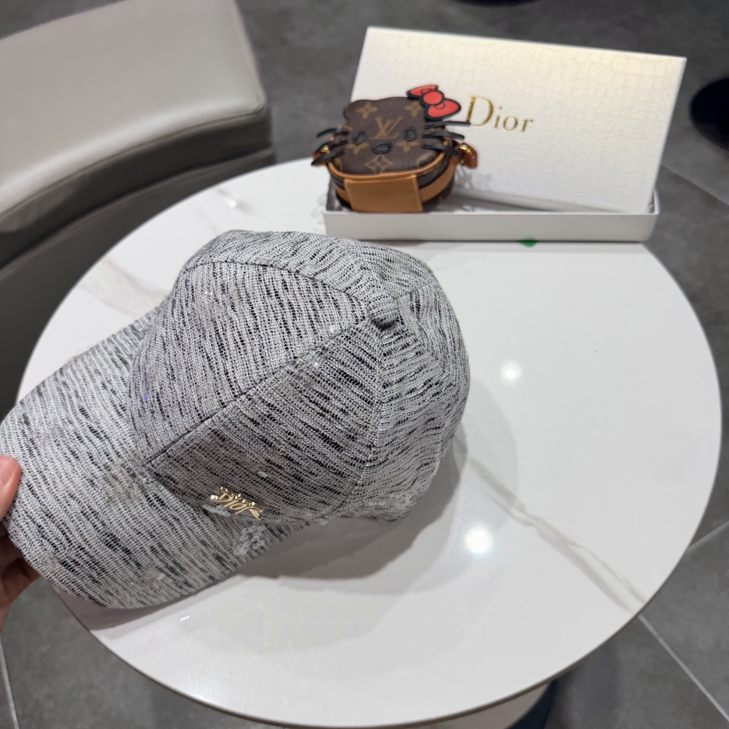 Dior 迪奥 新款原单棒球帽， 精致純也格调很有感觉，很酷很时尚，专柜断货热门，质量超赞