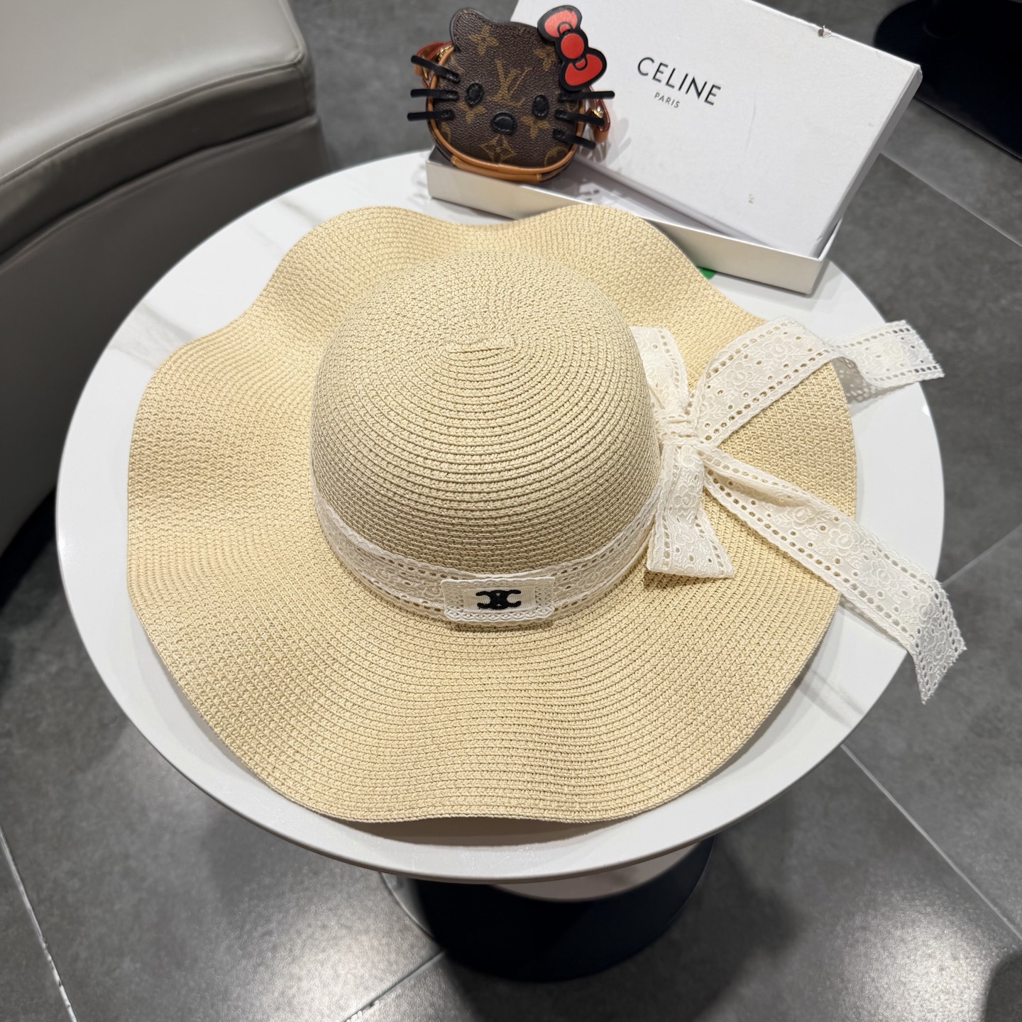 Celine赛琳新款草帽，头围57cm