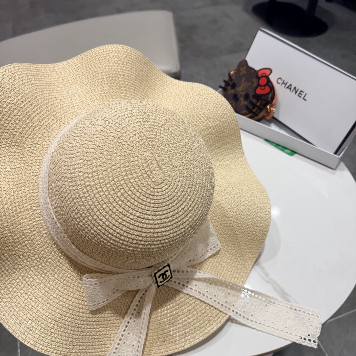CHANEL香奈儿2026新款草帽 夏天海边首选～新款材质编织而成～质感满分💯