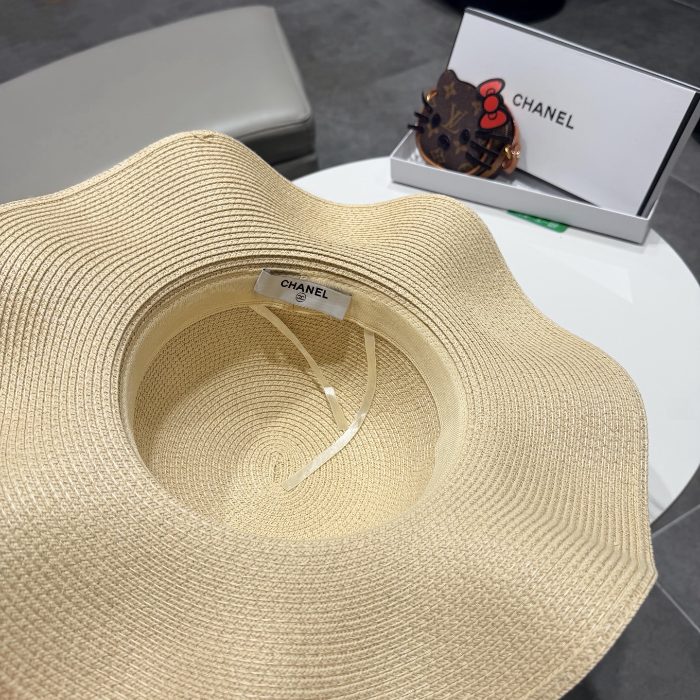 CHANEL香奈儿2026新款草帽 夏天海边首选～新款材质编织而成～质感满分💯