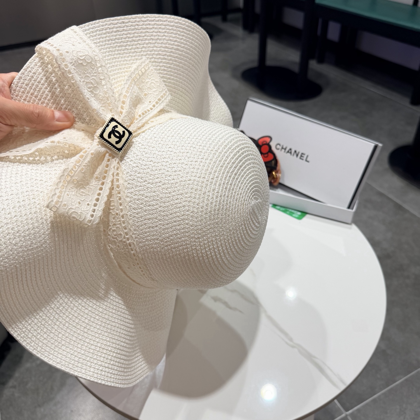 CHANEL香奈儿2026新款草帽 夏天海边首选～新款材质编织而成～质感满分💯