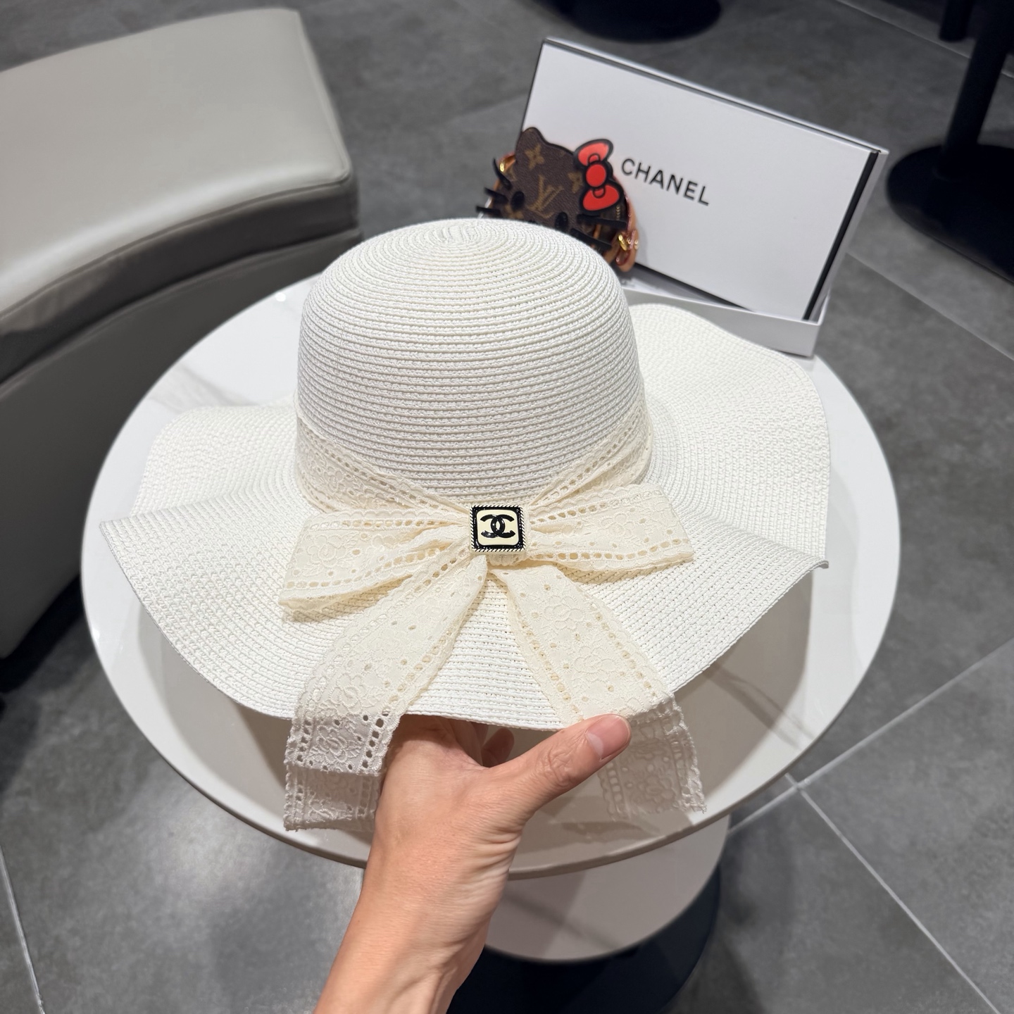 CHANEL香奈儿2026新款草帽 夏天海边首选～新款材质编织而成～质感满分💯