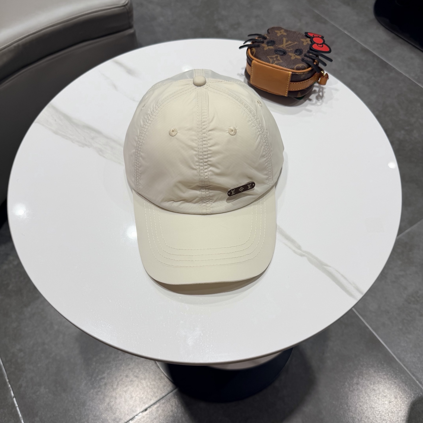 lv路易威登夏季速干棒球帽男女刺绣字母软顶棒球帽户外运动休闲百搭鸭舌帽子