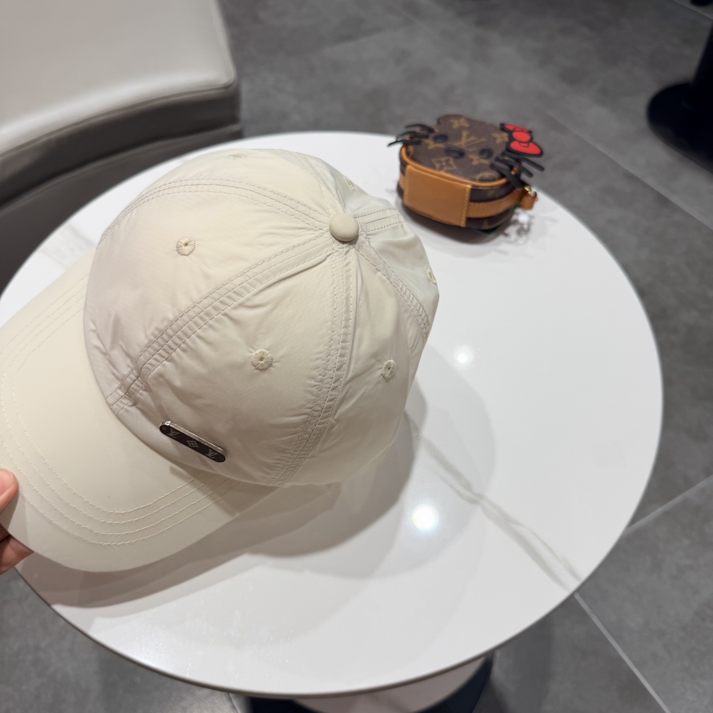 lv路易威登夏季速干棒球帽男女刺绣字母软顶棒球帽户外运动休闲百搭鸭舌帽子