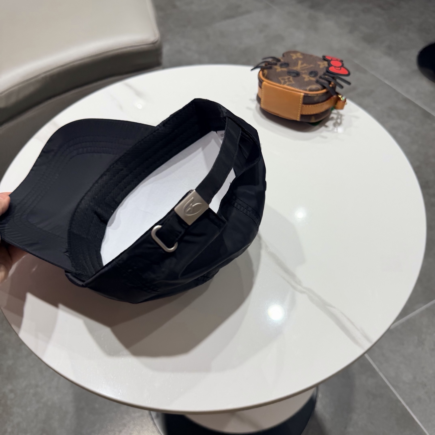 lv路易威登夏季速干棒球帽男女刺绣字母软顶棒球帽户外运动休闲百搭鸭舌帽子