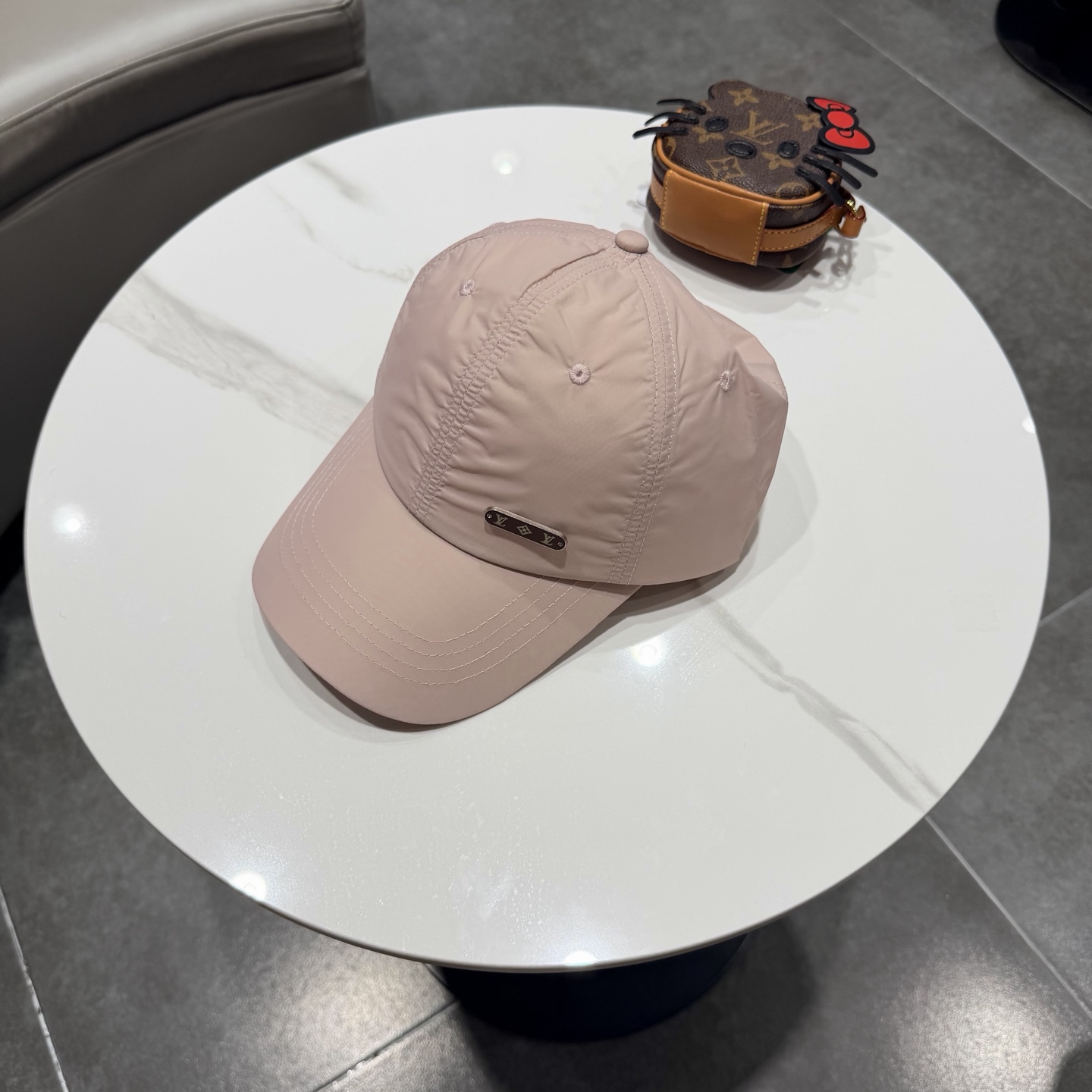 lv路易威登夏季速干棒球帽男女刺绣字母软顶棒球帽户外运动休闲百搭鸭舌帽子