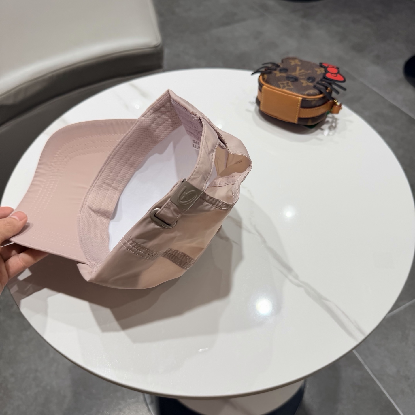 lv路易威登夏季速干棒球帽男女刺绣字母软顶棒球帽户外运动休闲百搭鸭舌帽子