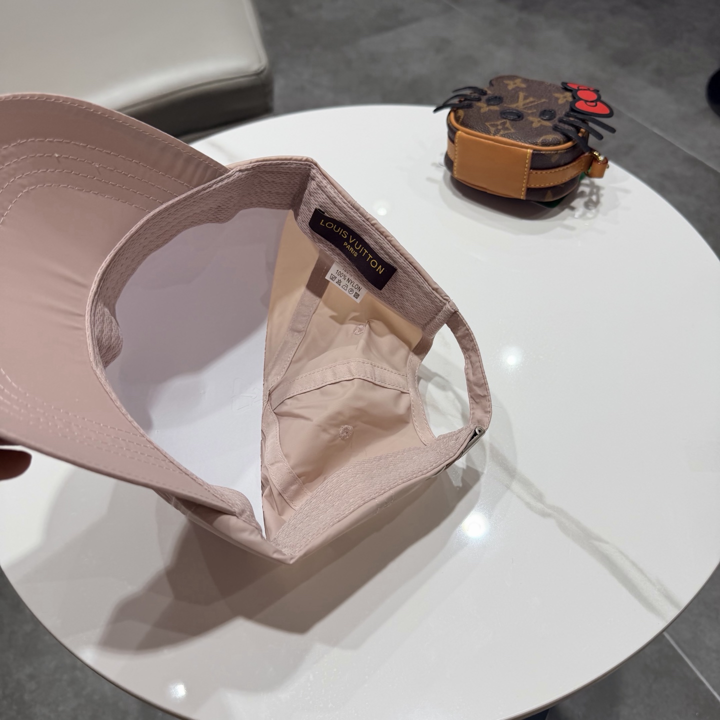 lv路易威登夏季速干棒球帽男女刺绣字母软顶棒球帽户外运动休闲百搭鸭舌帽子