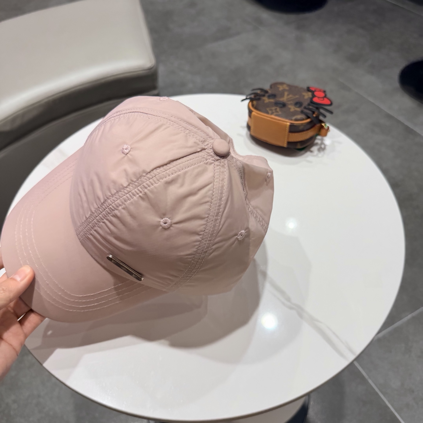 lv路易威登夏季速干棒球帽男女刺绣字母软顶棒球帽户外运动休闲百搭鸭舌帽子