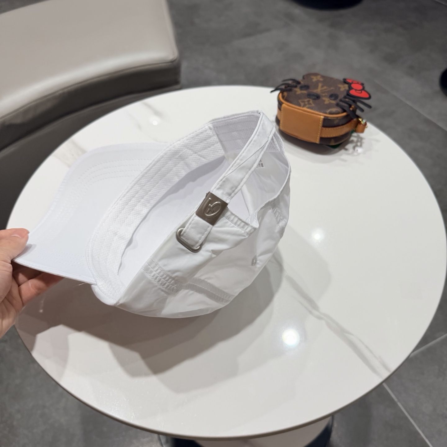 lv路易威登夏季速干棒球帽男女刺绣字母软顶棒球帽户外运动休闲百搭鸭舌帽子