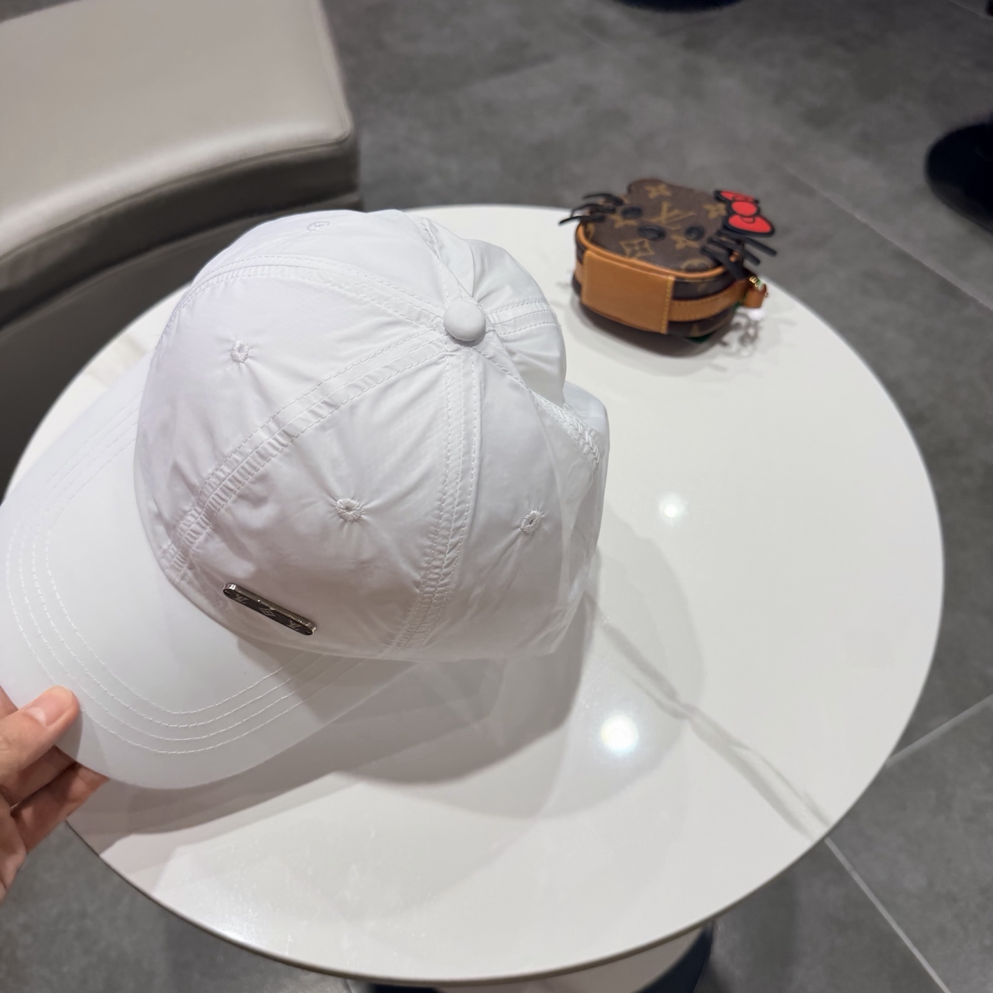 lv路易威登夏季速干棒球帽男女刺绣字母软顶棒球帽户外运动休闲百搭鸭舌帽子