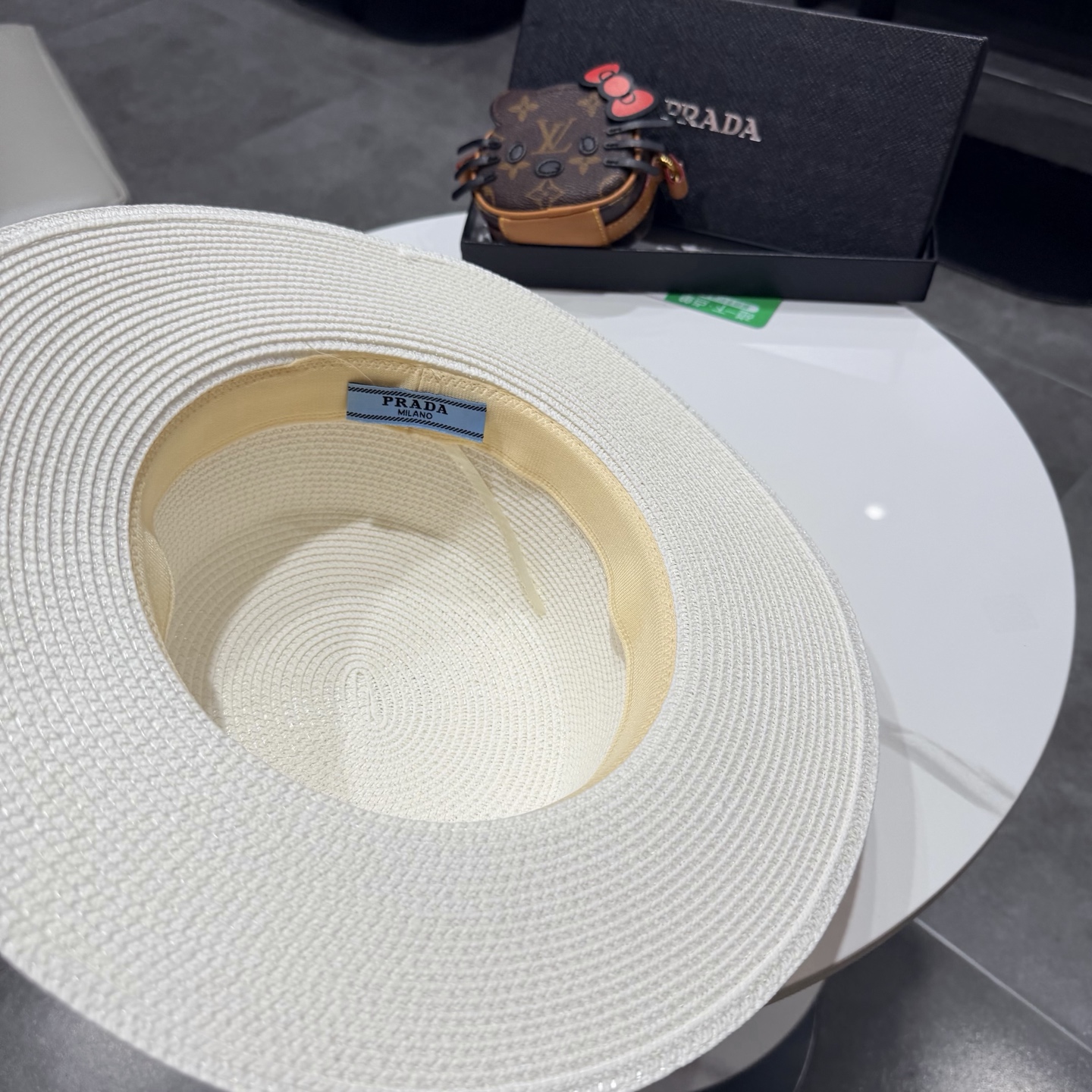 普拉达新款平顶礼帽，草帽，头围57cm