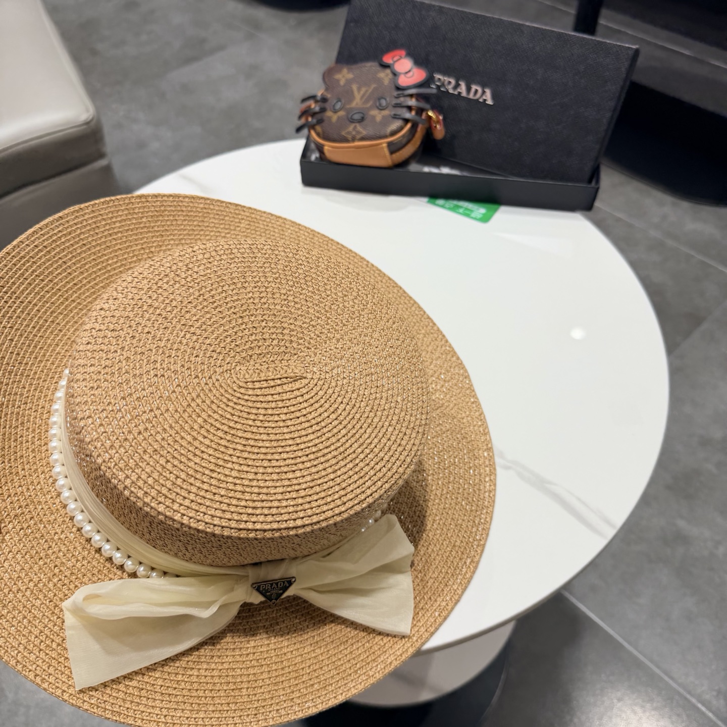 普拉达新款平顶礼帽，草帽，头围57cm