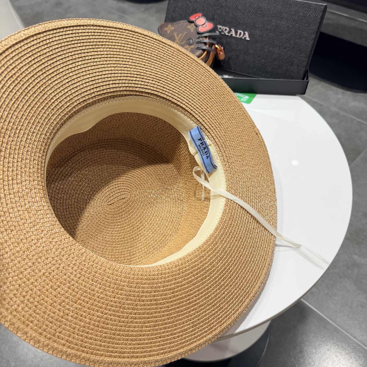 普拉达新款平顶礼帽，草帽，头围57cm