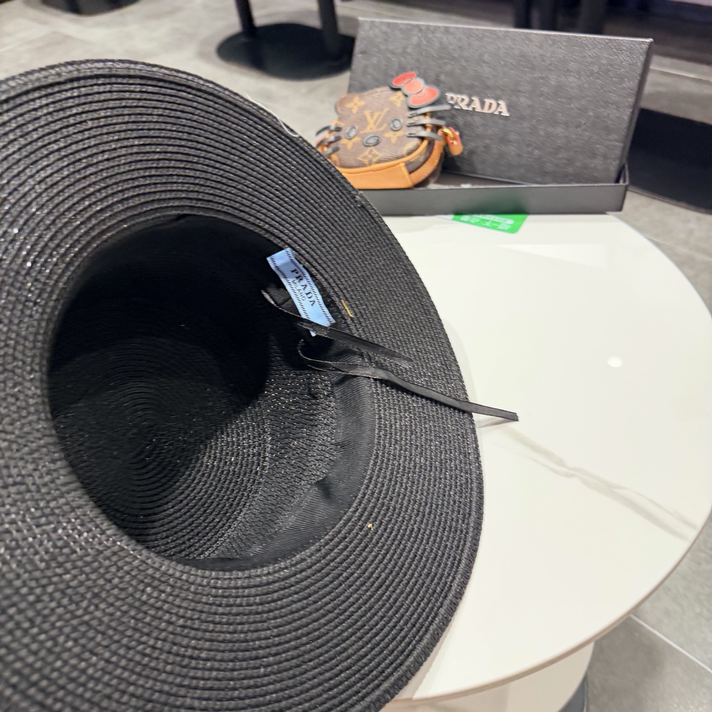 普拉达新款平顶礼帽，草帽，头围57cm