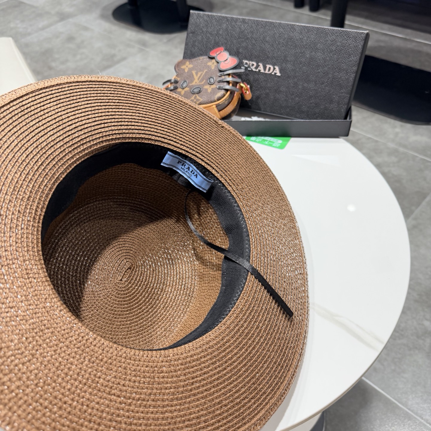 普拉达新款平顶礼帽，草帽，头围57cm