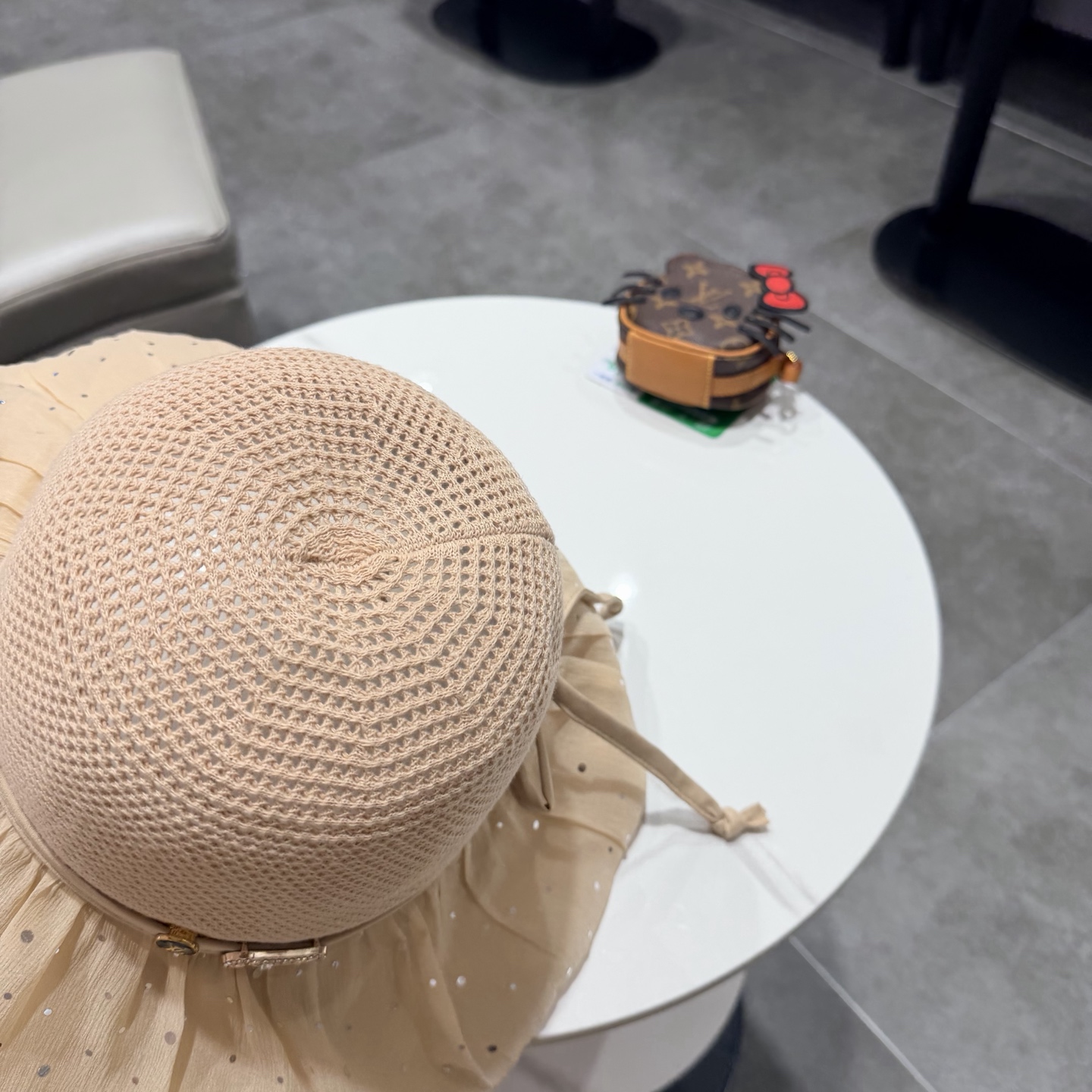 LV路易威登夏季新款帽子女户外遮阳帽波点泡泡纱防晒太阳帽遮脸渔夫帽可折叠