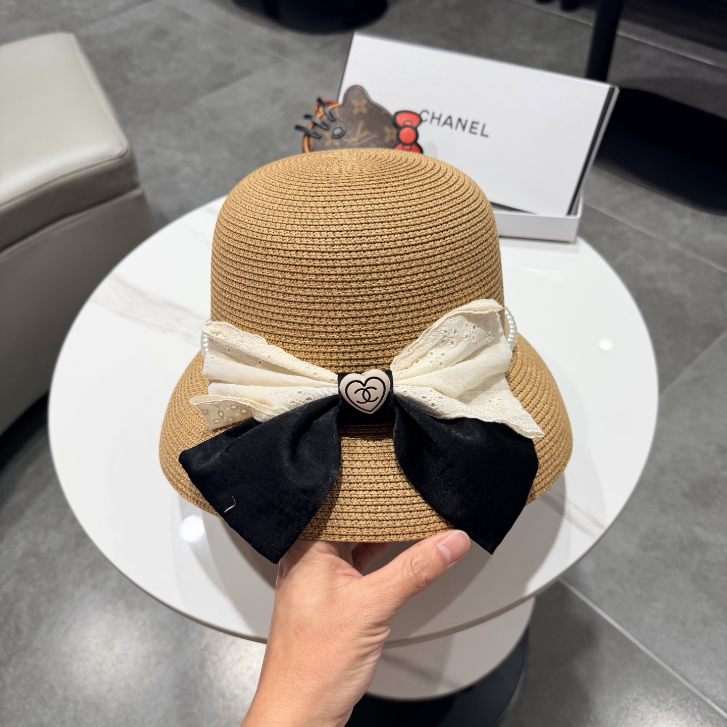 。Chanel香奈儿草帽，旅游必备，头围57cm