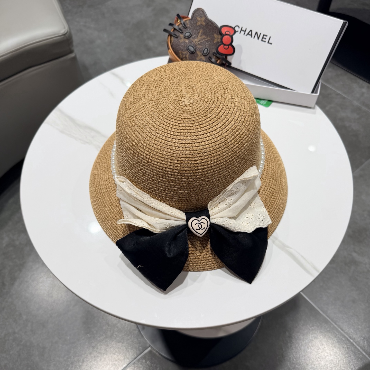 。Chanel香奈儿草帽，旅游必备，头围57cm