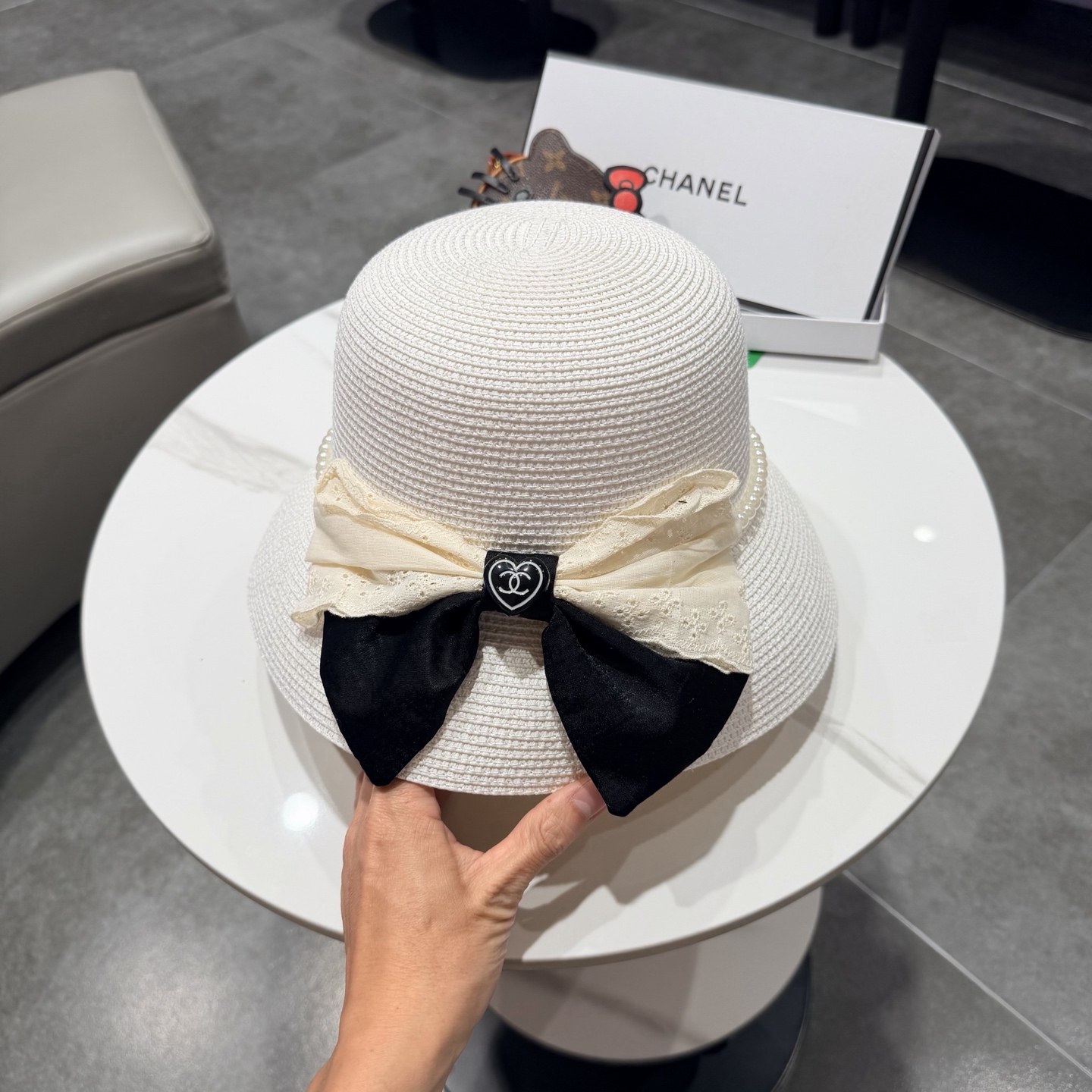 。Chanel香奈儿草帽，旅游必备，头围57cm