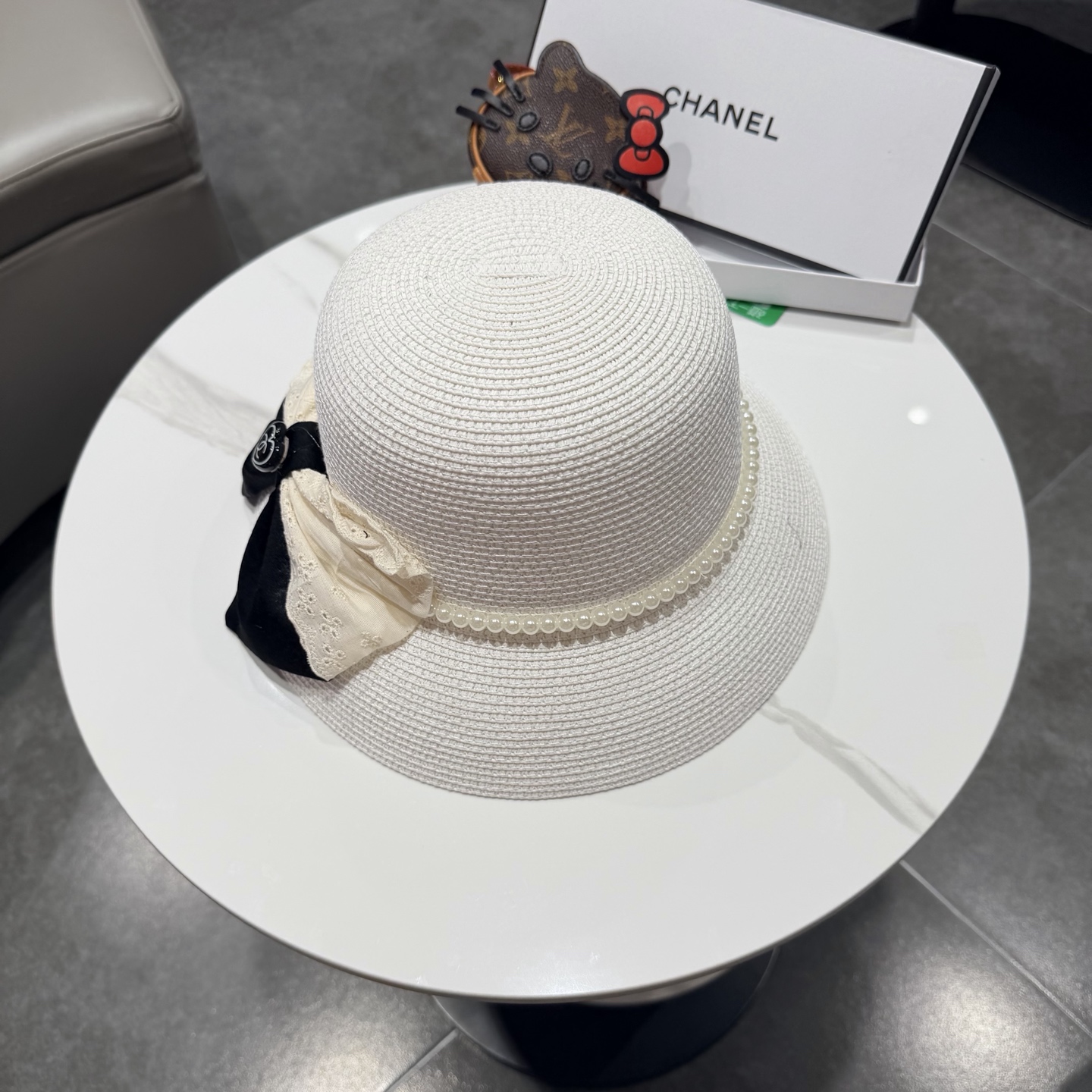 。Chanel香奈儿草帽，旅游必备，头围57cm