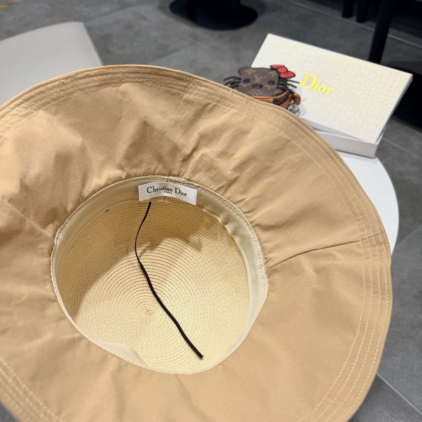 DIOR迪奥大帽檐纸草蝴蝶结渔夫帽女夏天遮阳帽韩版出游防晒草编太阳帽