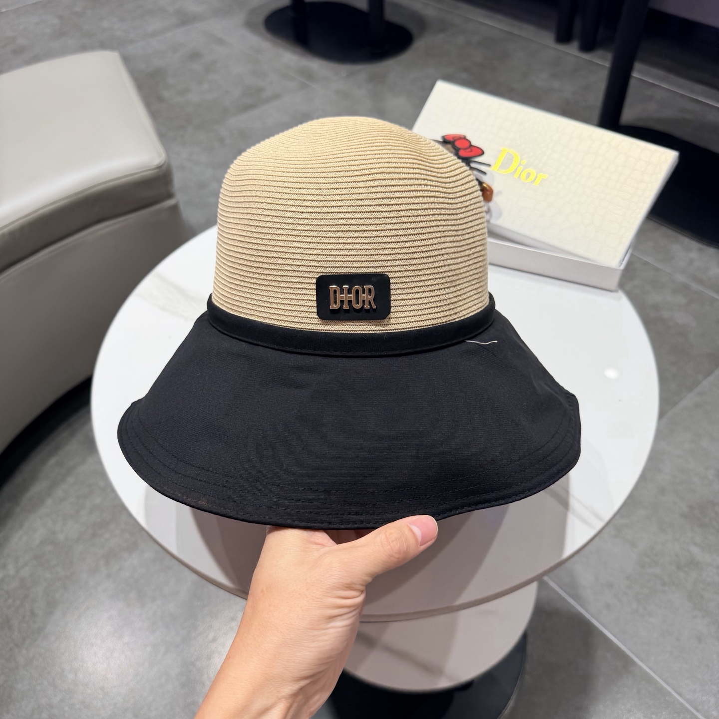 DIOR迪奥大帽檐纸草蝴蝶结渔夫帽女夏天遮阳帽韩版出游防晒草编太阳帽