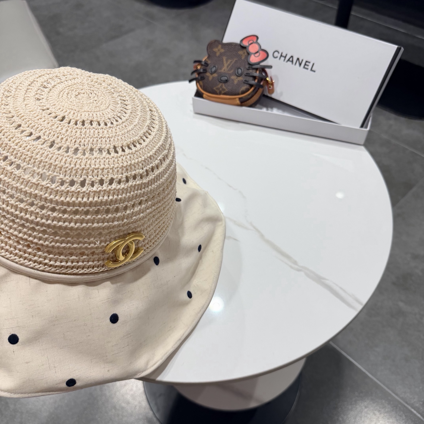 chanel设计高定定草手钩遮阳帽春夏遮阳帽女休闲渔夫帽草帽