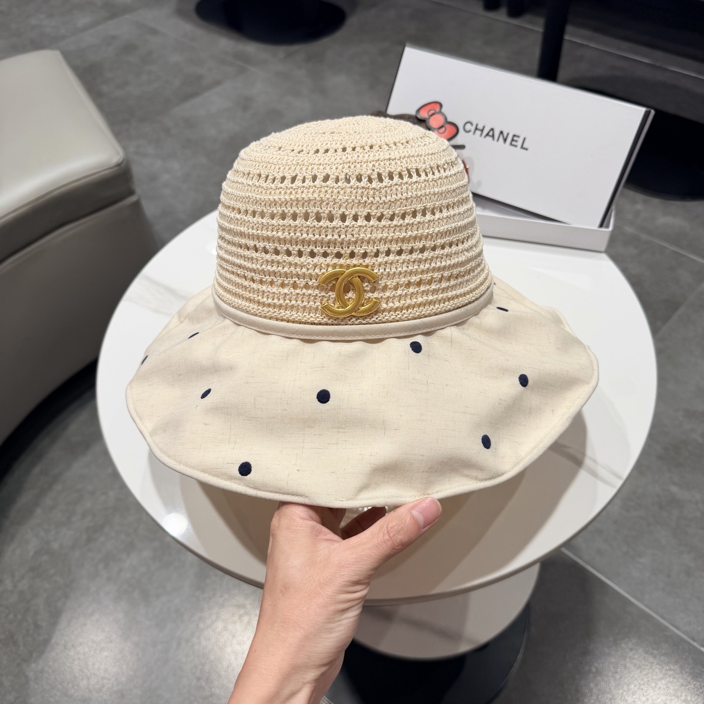 chanel设计高定定草手钩遮阳帽春夏遮阳帽女休闲渔夫帽草帽