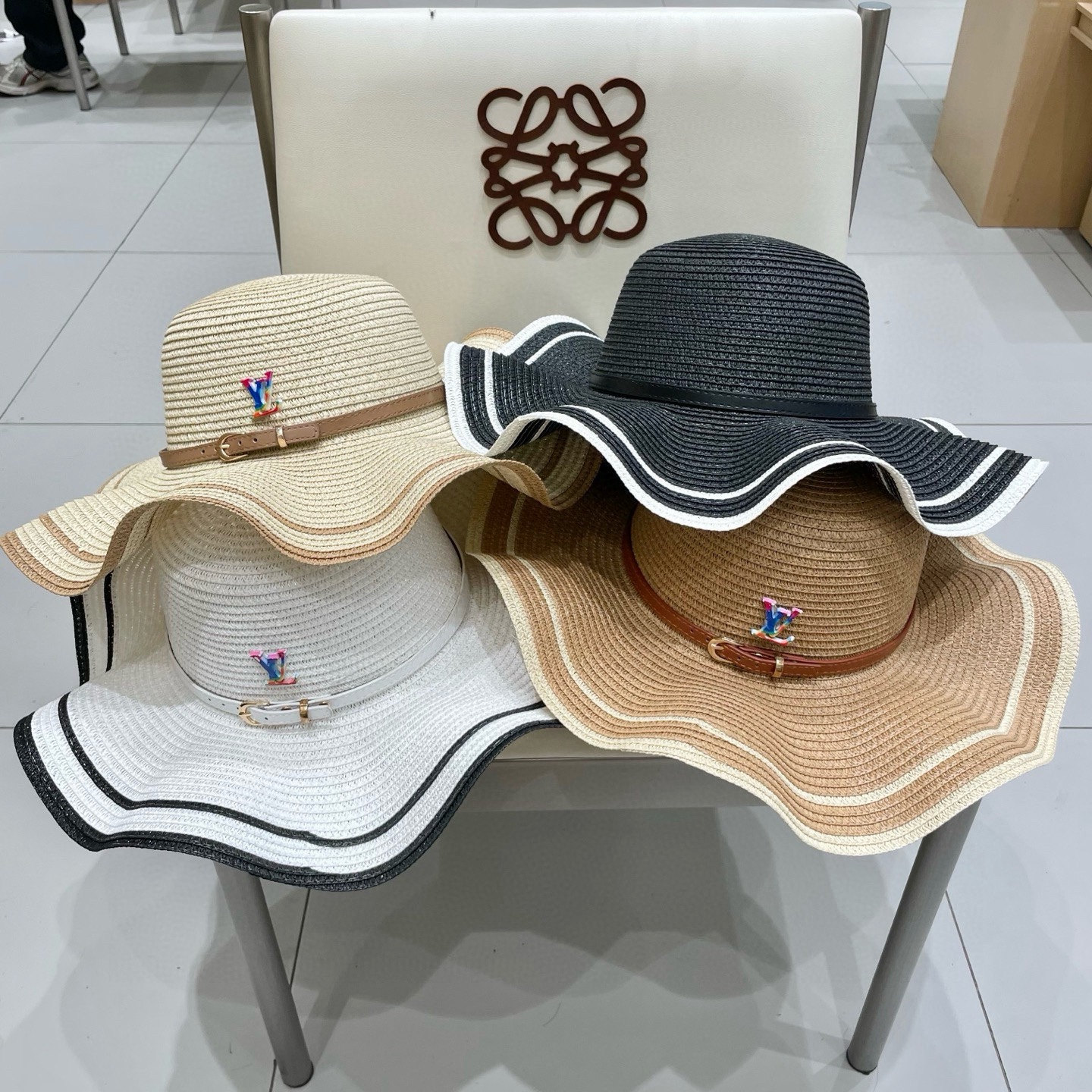 LV路易威登新款草帽，圆顶礼帽，头围57cm