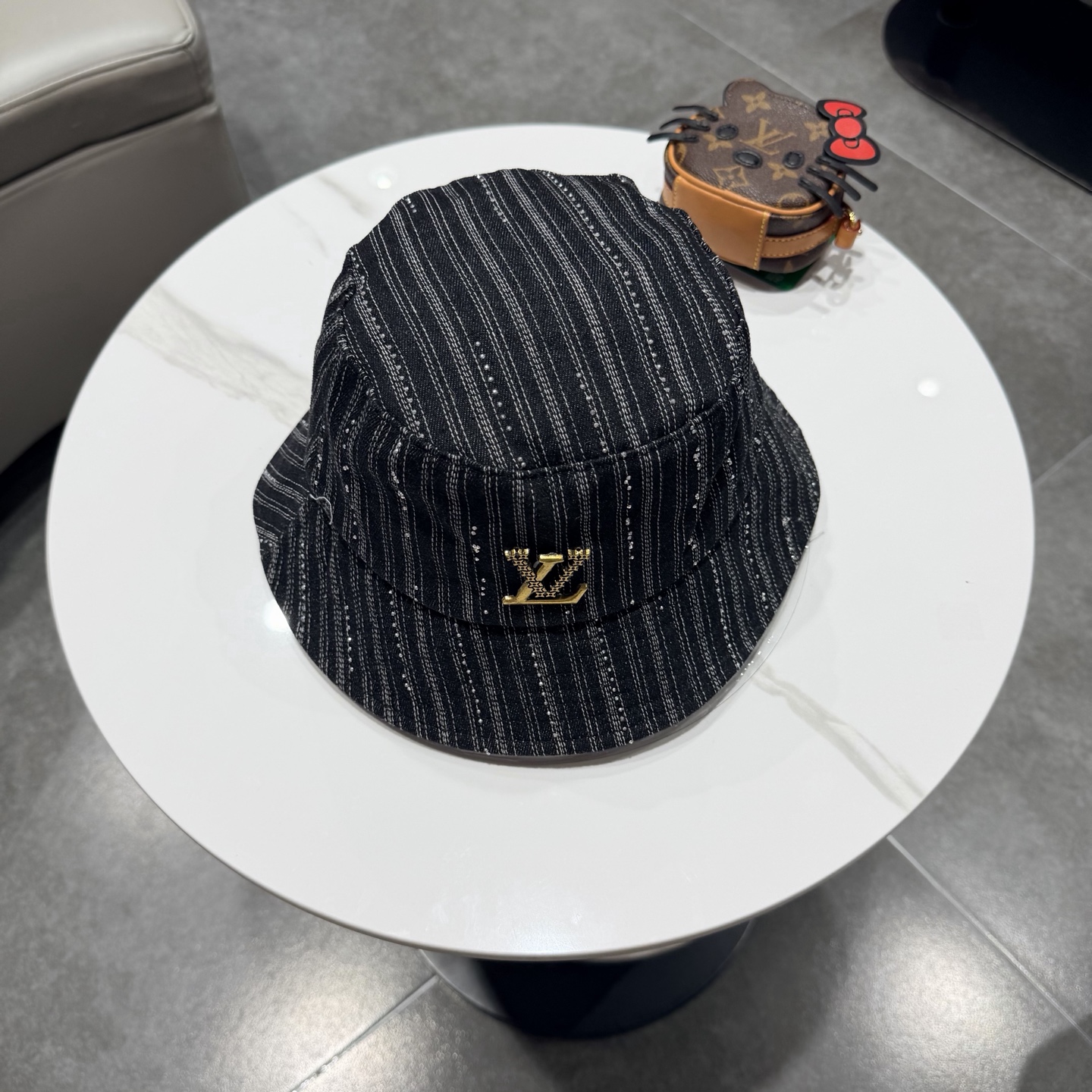 LV路易威登牛仔渔夫帽，头围57cm