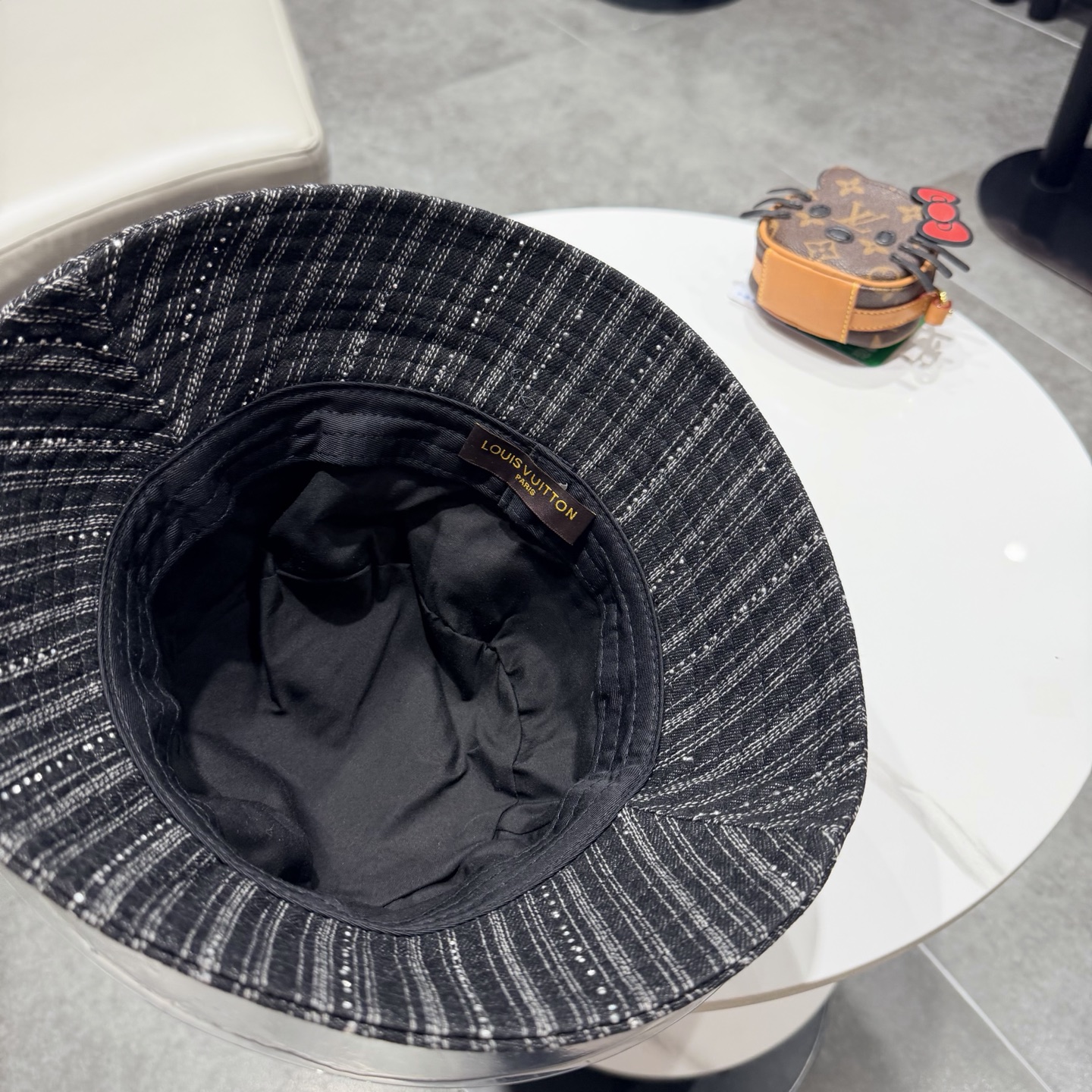 LV路易威登牛仔渔夫帽，头围57cm