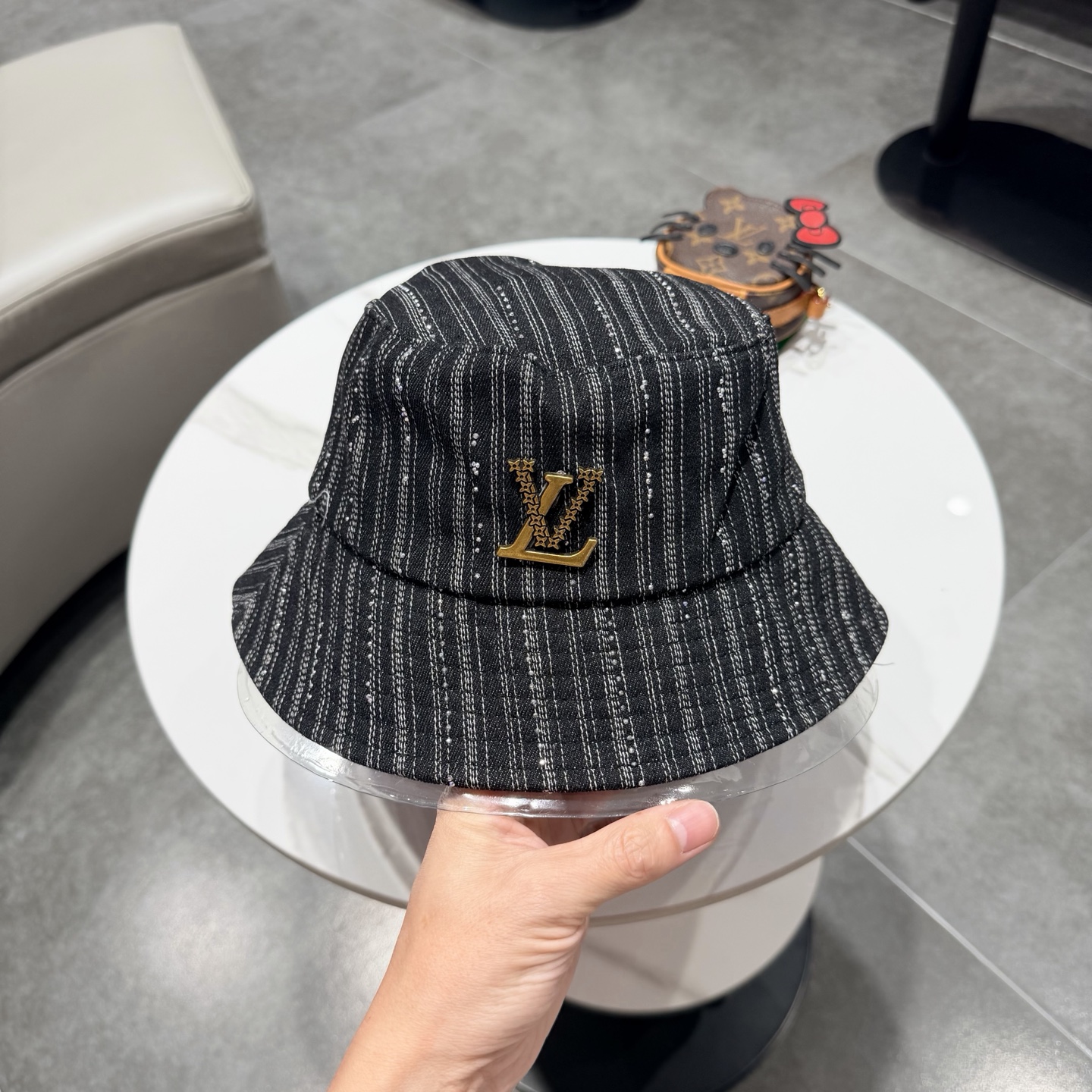LV路易威登牛仔渔夫帽，头围57cm