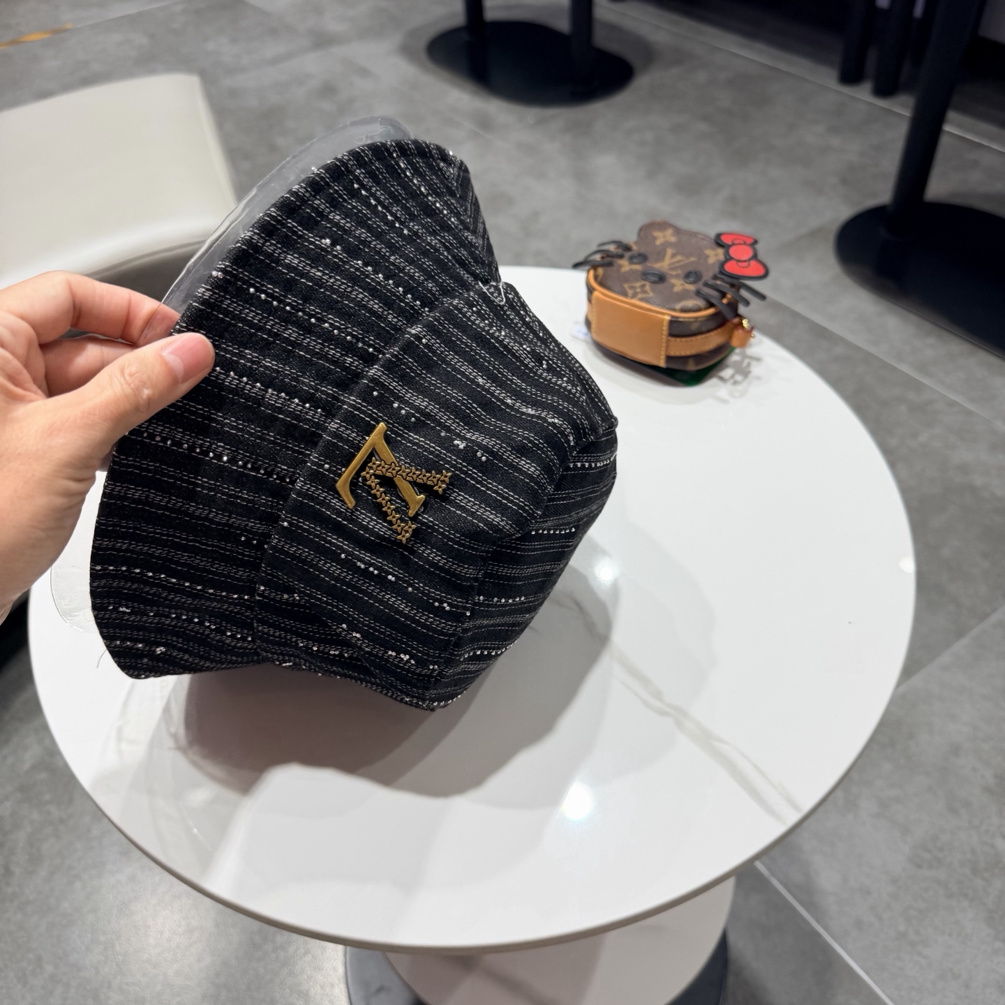 LV路易威登牛仔渔夫帽，头围57cm