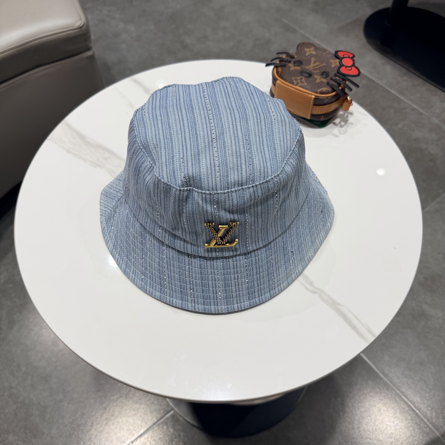 LV路易威登牛仔渔夫帽，头围57cm