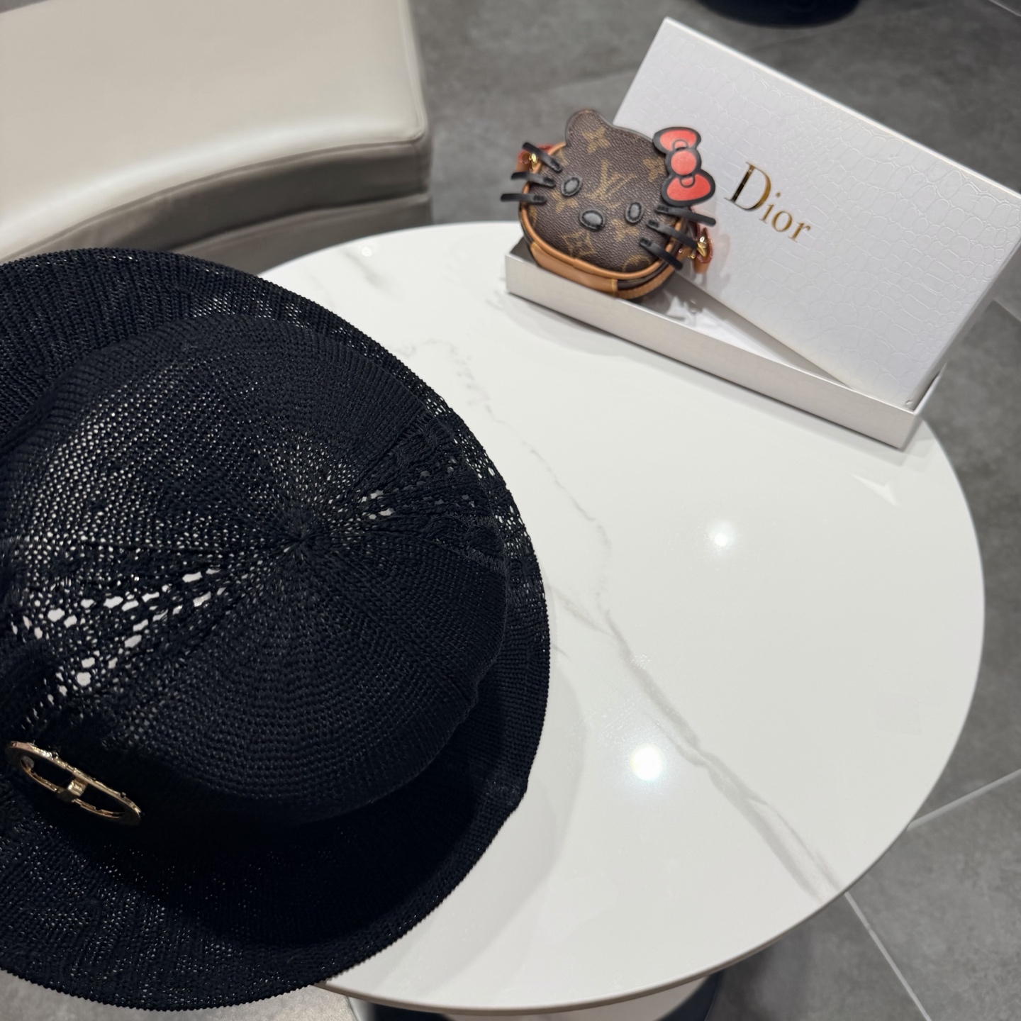 Dior迪奥温柔慵懒风镂空编织平顶礼帽女日系夏季宽檐遮阳帽透气针织帽子