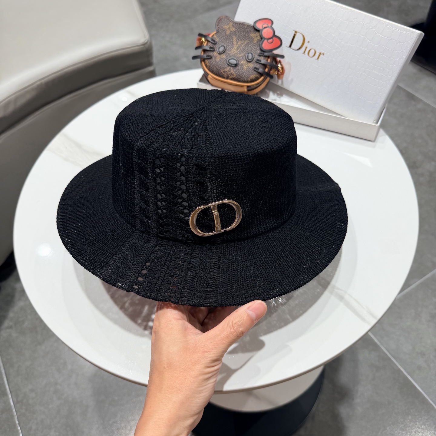 Dior迪奥温柔慵懒风镂空编织平顶礼帽女日系夏季宽檐遮阳帽透气针织帽子