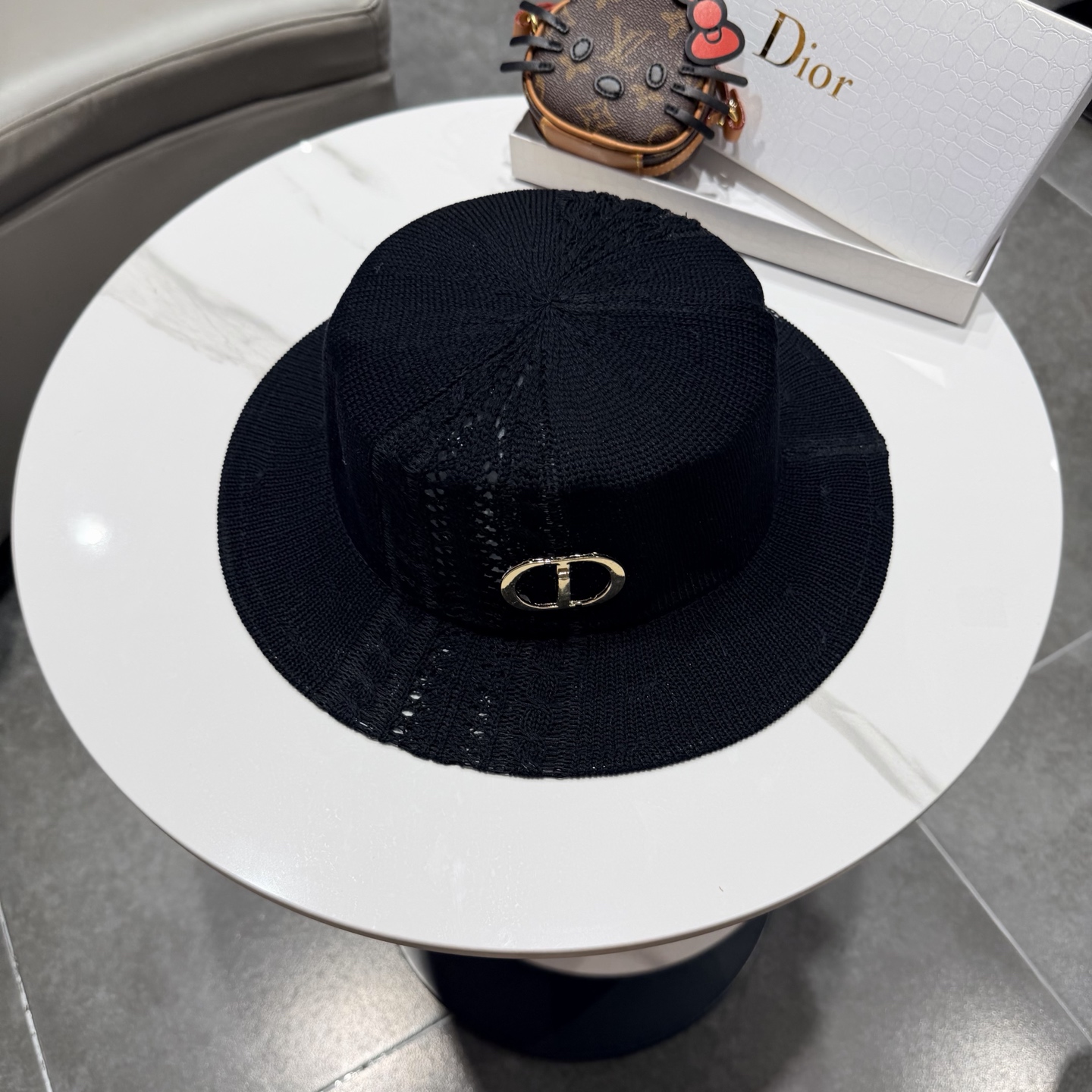 Dior迪奥温柔慵懒风镂空编织平顶礼帽女日系夏季宽檐遮阳帽透气针织帽子