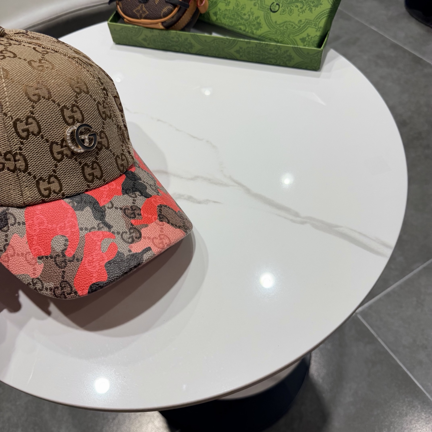 GUCCI古奇棒球帽 2026新款 工艺非常精美 高档大气上档次！低调奢华，方便携带！