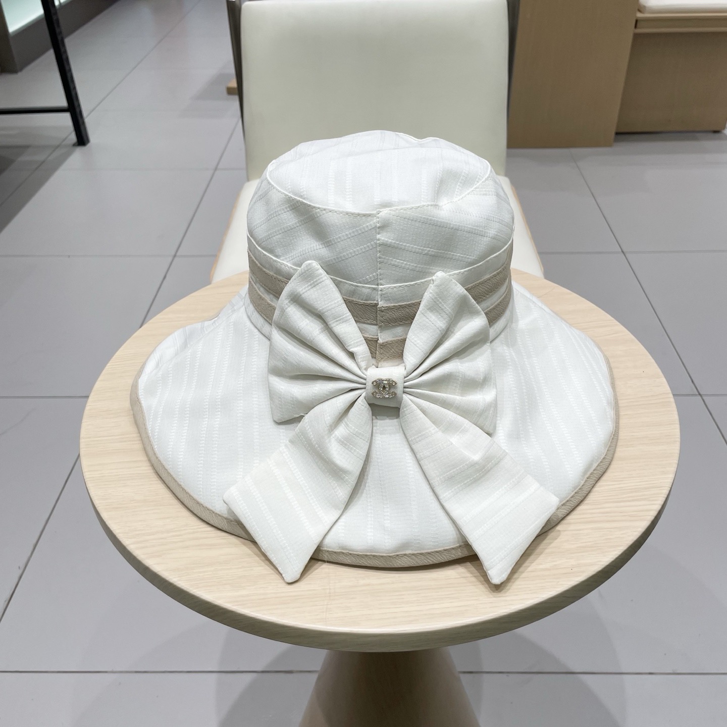 Chanel香奈儿2025新款渔夫帽女春夏季出游大檐防紫外线遮阳帽韩版蝴蝶结太阳帽